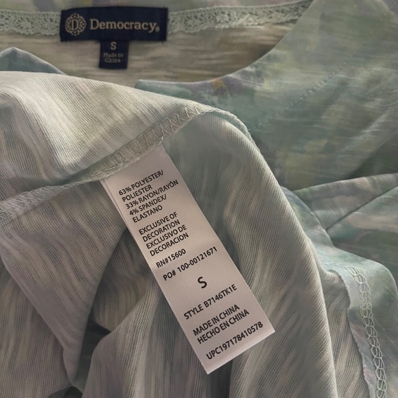 Democracy Top NEW watercolor print - Picture 7 of 14